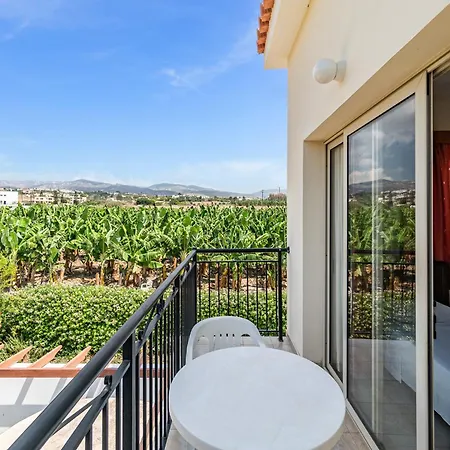 Arkadia By Ezoria Willa *