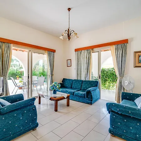 Arkadia By Ezoria Willa *