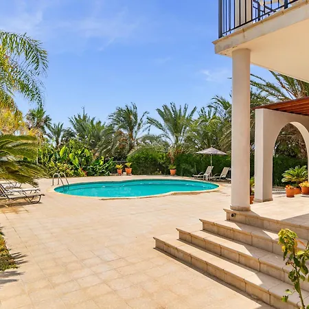 Βίλα Arkadia By Ezoria *